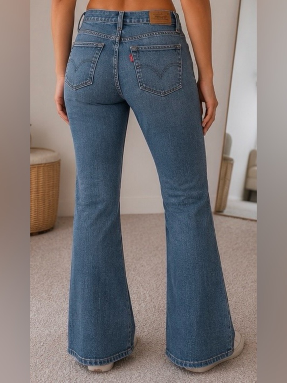 Vintage Levi's 512 Women's Mid-Rise Boot Cut Sliming Jeans